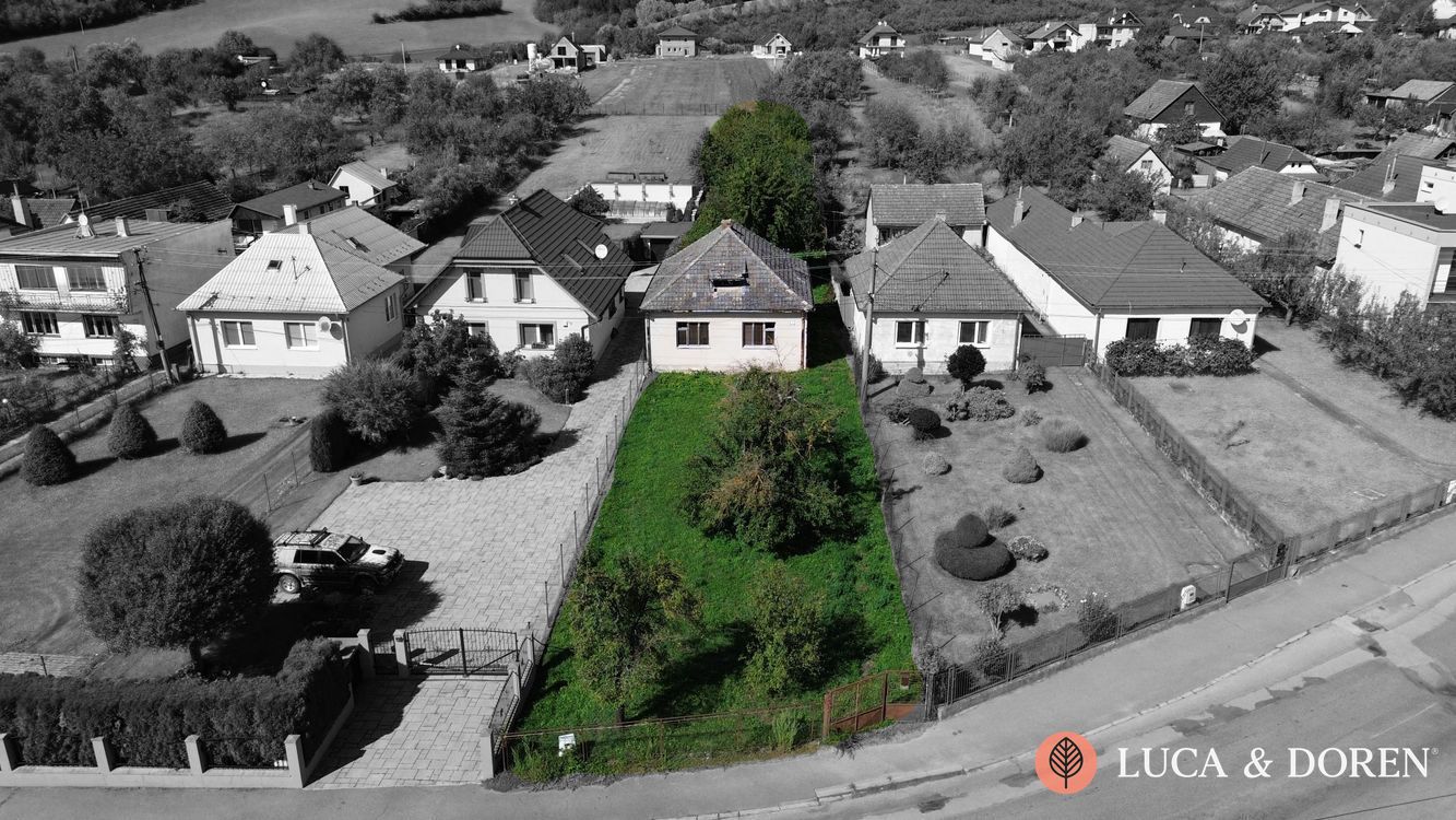 2735711488_6abbc282678d0 LUCA & DOREN | Na predaj | Pozemok | Kálnica | 1700 m² | Ideálny pozemok pre Váš nový projekt – Obrázok 1