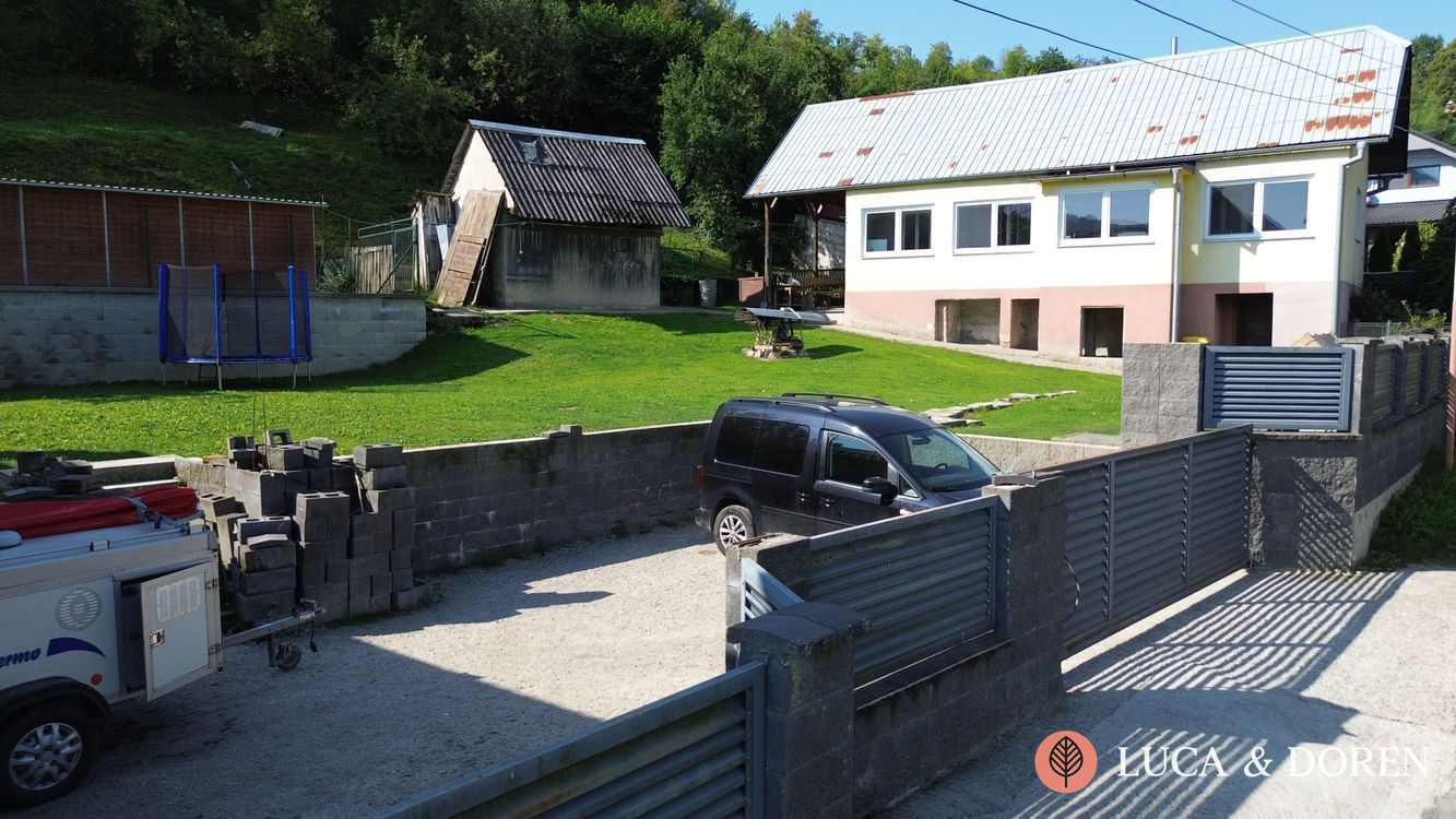 1358294551_6aaad7430bce5 ZNÍŽENÁ CENA | Udiča | Rodinný dom | Pozemok 1 238 m² – Obrázok 1